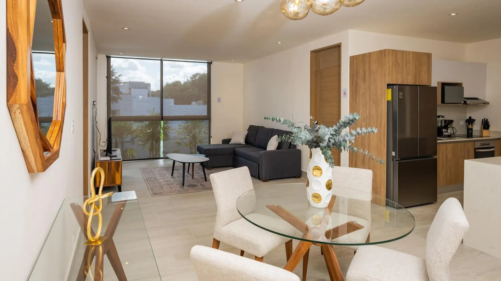 Cumbres Garden Luxury Apartments Cancun