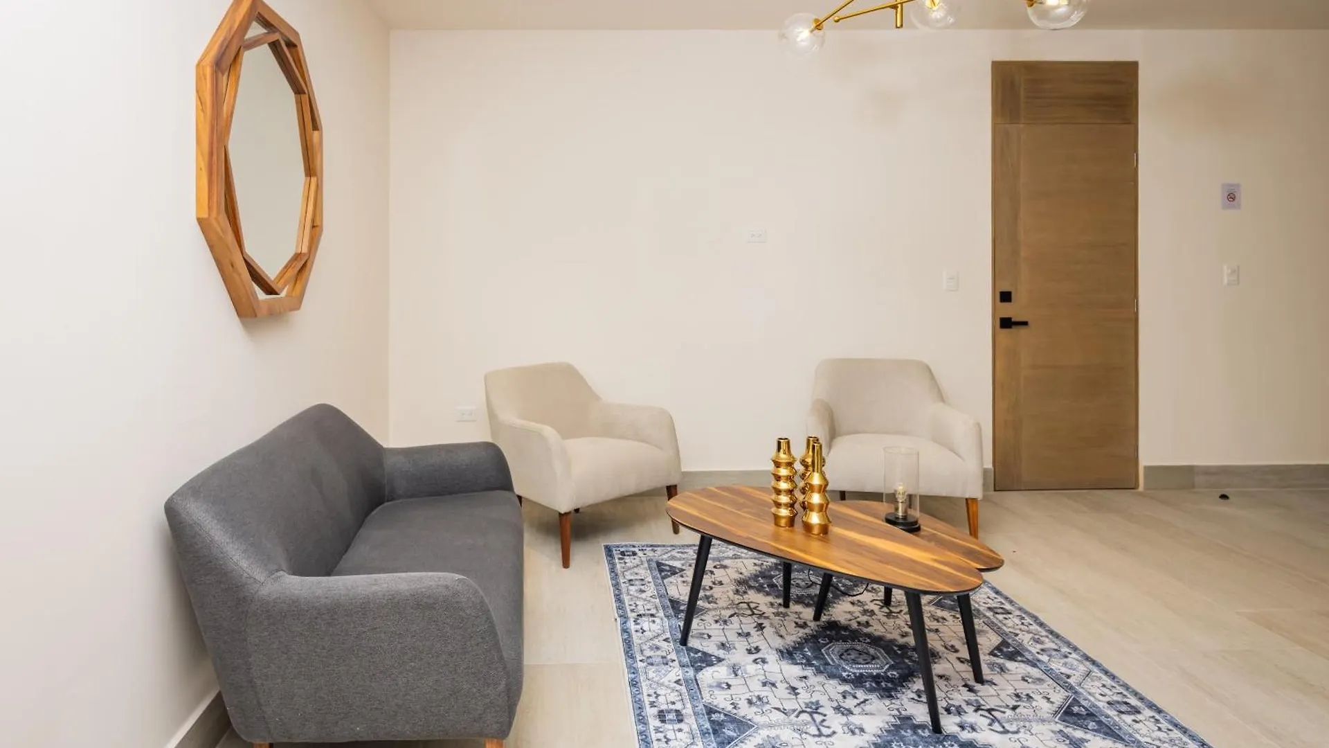Cumbres Garden Luxury Apartments Cancun Aparthotel