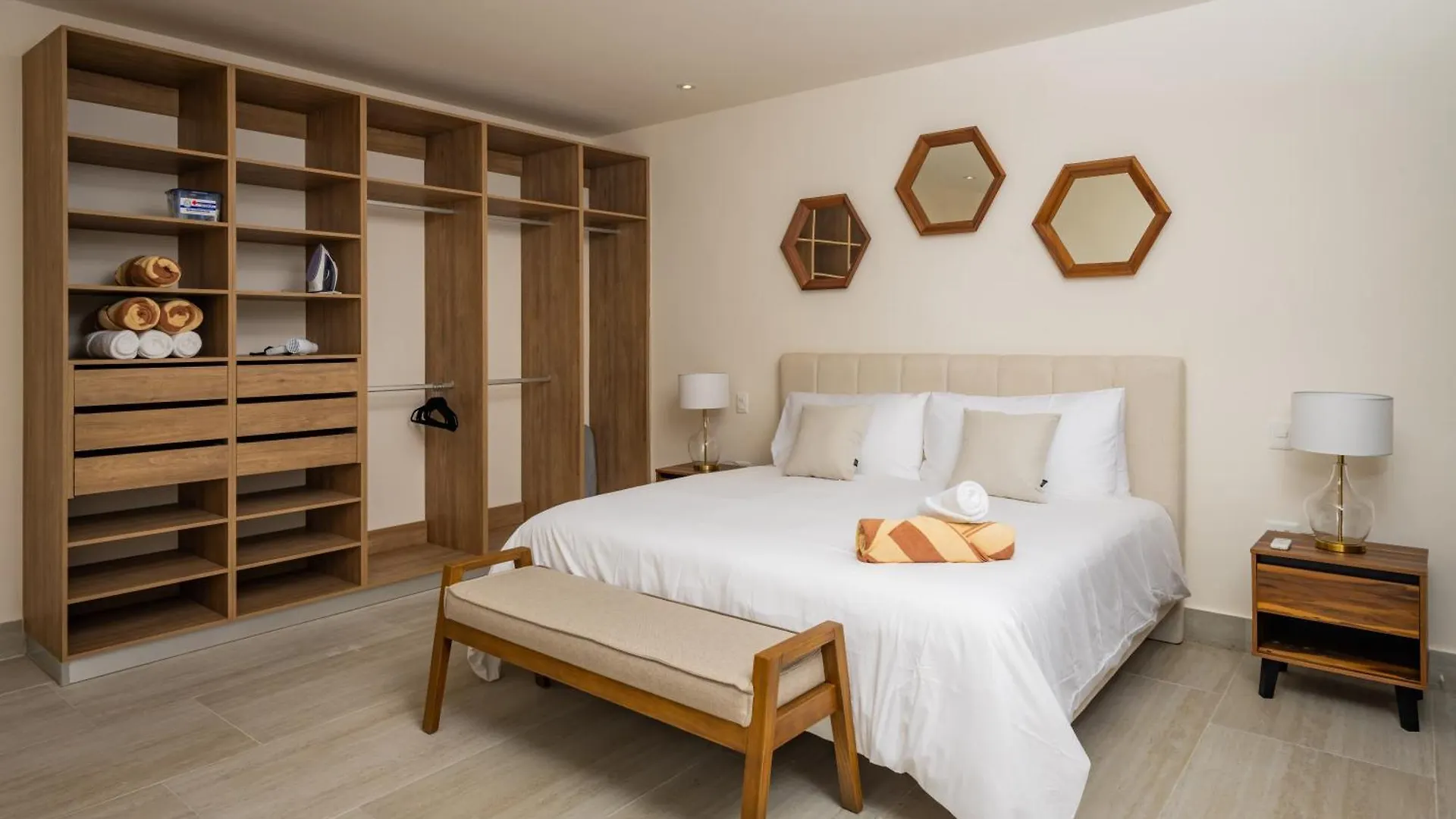 Cumbres Garden Luxury Apartments Cancun Mexico