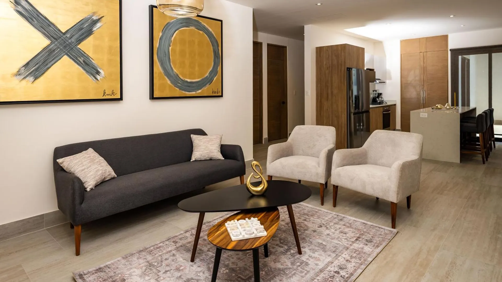 Cumbres Garden Luxury Apartments Cancun